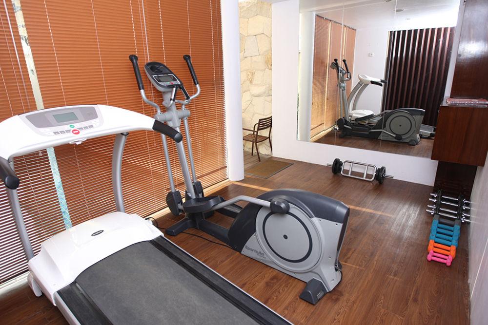 Favor Hotel Makassar City Center By Life Ngoại thất bức ảnh